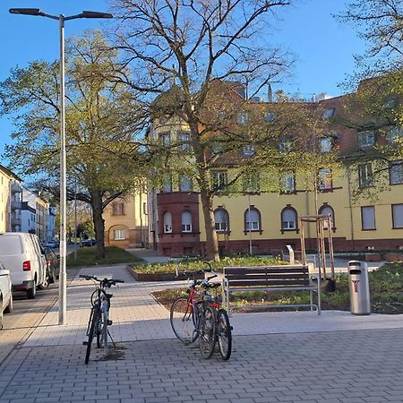 Wohnung Medicus, 3 Zkb, Balkon, Garten, Naehe Stadtpark, Ruhig Kaiserslautern Eksteriør billede