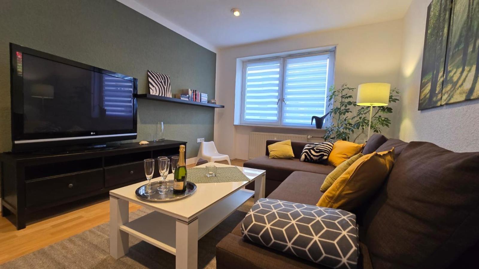 Wohnung Medicus, 3 Zkb, Balkon, Garten, Naehe Stadtpark, Ruhig Kaiserslautern Eksteriør billede